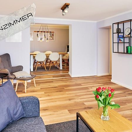 Grosszuegige Ferienwohnung Mit Terrasse Büsum Exterior foto